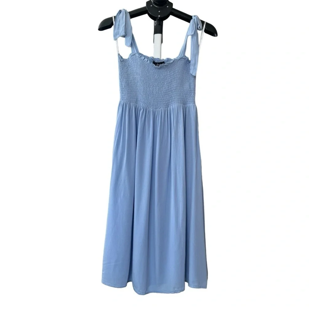 Lulus Smocked Midi Dress size Medium Light Blue Tie Shoulder Lined